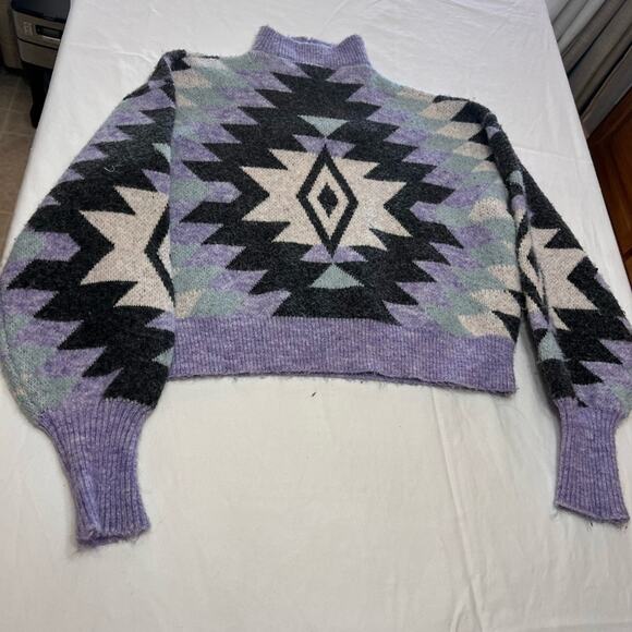 Woman’s purple and black sweater by HyFve - Picture 2 of 8